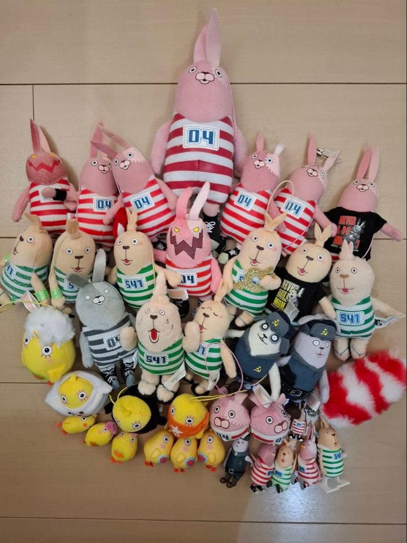 ウサビッチ ぬいぐるみ等 まとめセット 37体セット - メルカリ