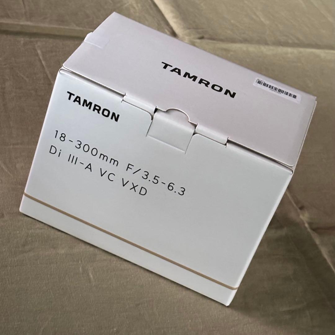新品TAMRON 18-300mm F/3.5-6.3 B061ソニーE用レンズ