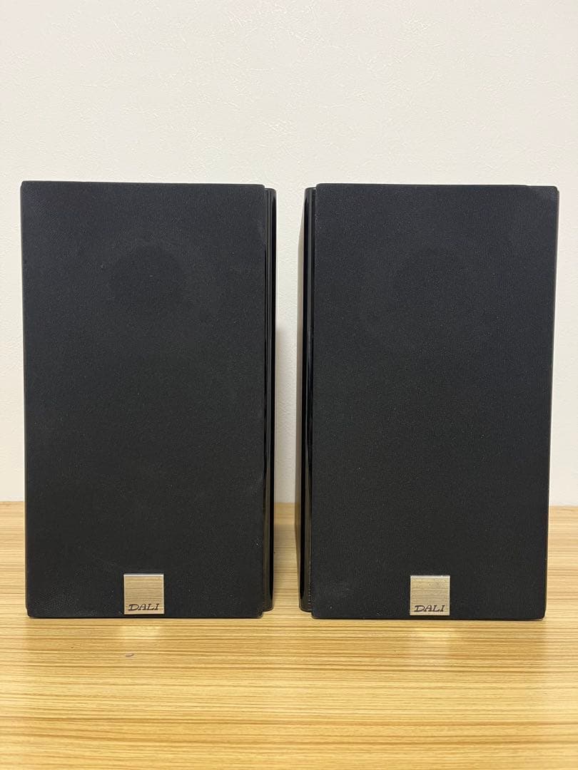 DALI スピーカー ZENSOR1 ライトウォールナット 即日発送 送料無料 ブックシェルフスピーカー ZENSOR1 ライトウォールナット [2本 /2