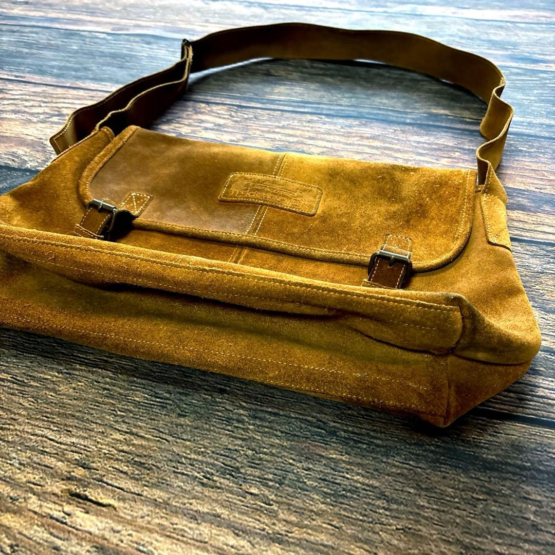 CHEVIGNON / suede leather shoulder bag