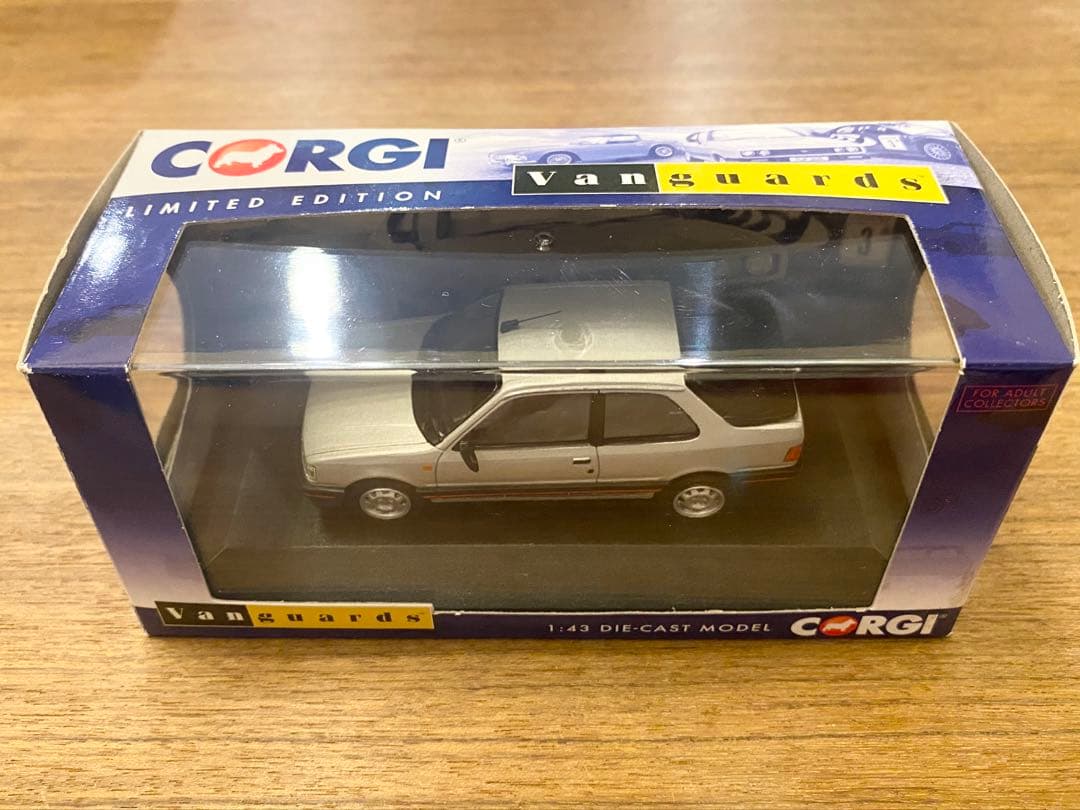 新品 希少！1/43 コーギー バンガーズ プジョー 309GTI シルバー