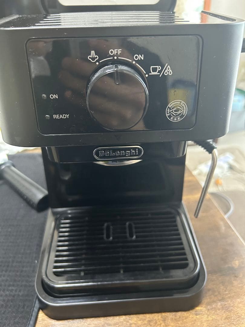 デロンギ　スティローザ　定圧タンパー、ミルクフォームピッチャー付 デロンギ スティローザで理想のミルクスチームを作る方法！家庭用