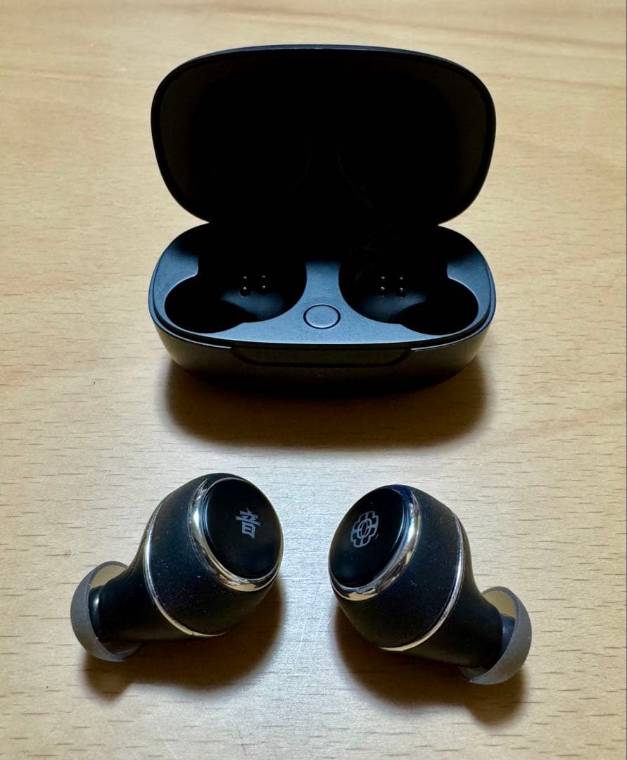 ONKYOワイヤレスイヤホン AOW01 MARKⅡ鬼滅の刃 宇髄天元 モデル