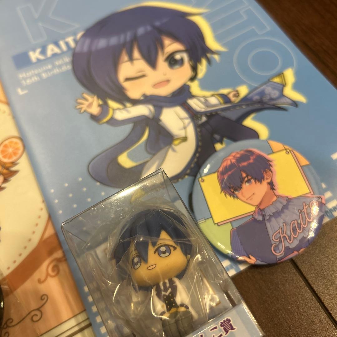 KAITO＆リン レン 缶バッジ＆クリアファイル - メルカリ