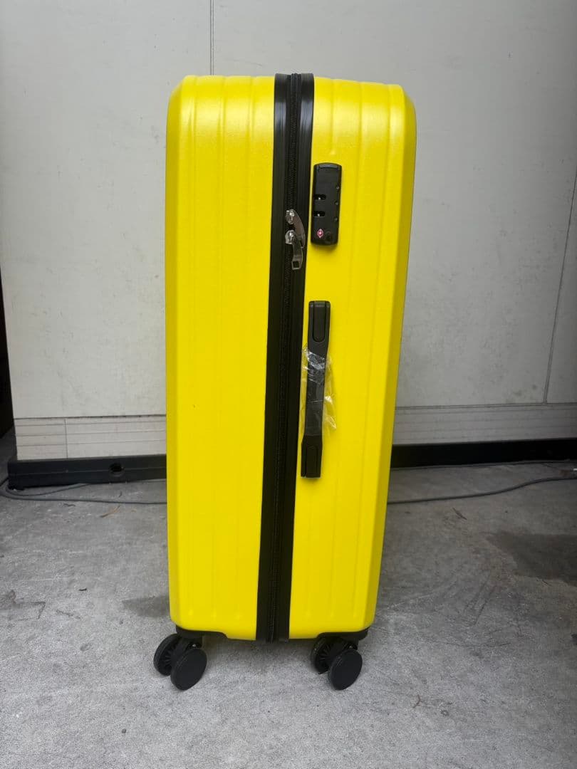Lサイズ新品未使用TSAロック付スーツケース イエロー100L軽量5−7泊