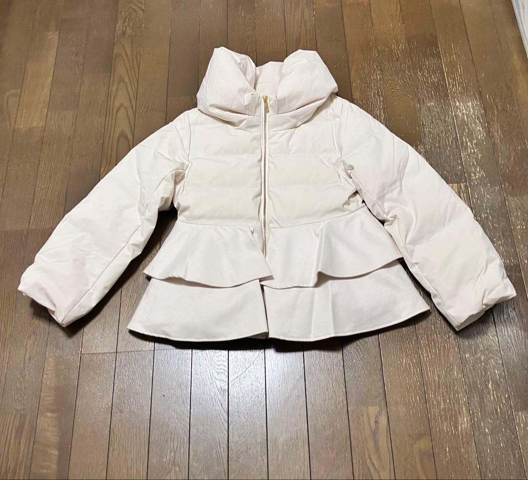 ★DONA MARIE★キュート！フリルダウンジャケット（M・オフホワイト） ☆DONA MARIE☆キュート！フリルダウンジャケット（M・オフホワイト