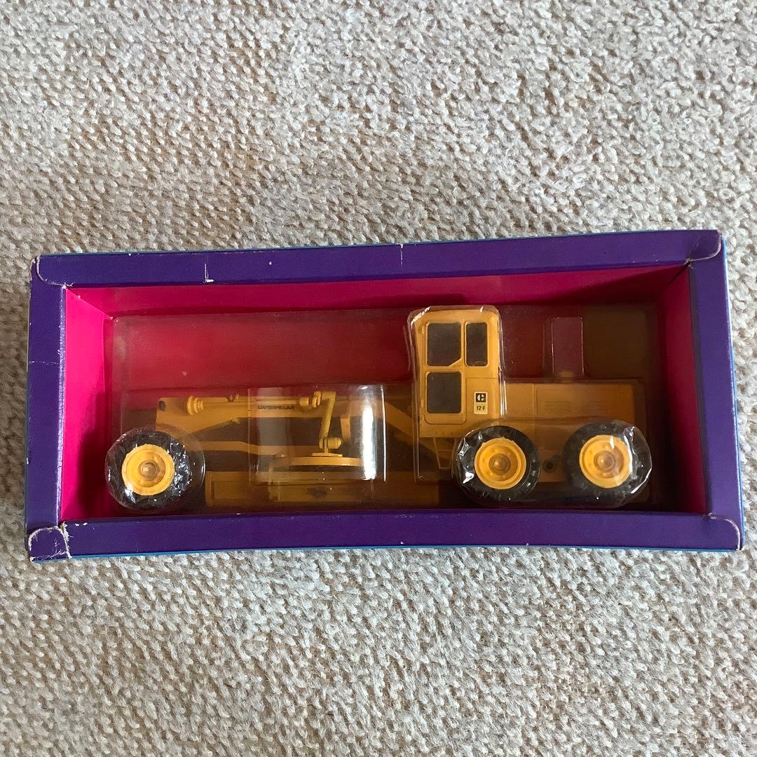 gescha Caterpillar CAT 12F Grader ミニカー