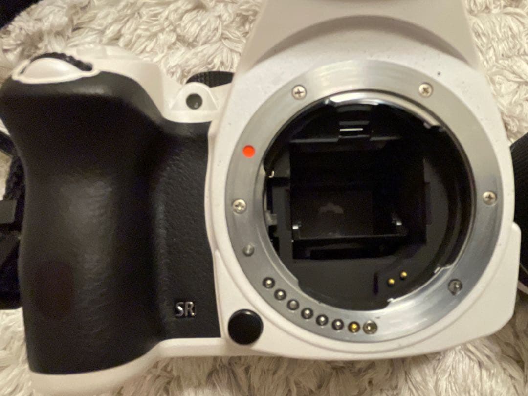 PENTAX K-50 ホワイト ダブルレンズセット バッグ付 - メルカリ