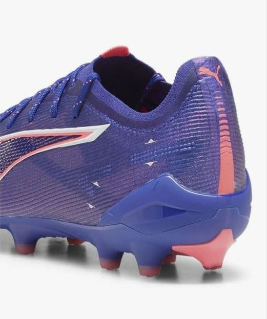 PUMA ULTRA 24FH AG サッカースパイク 25.5cm