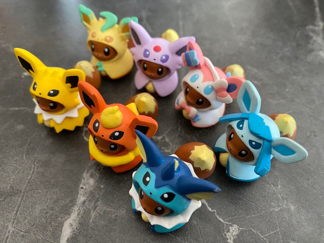 ポケモンセンター ポンチョを着たイーブイ ミニフィギュア 7種セット