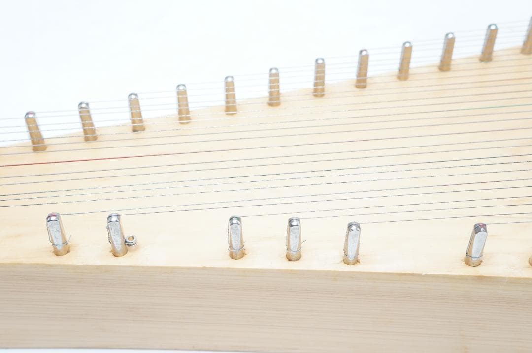 プサルタリー 37弦 弦楽器