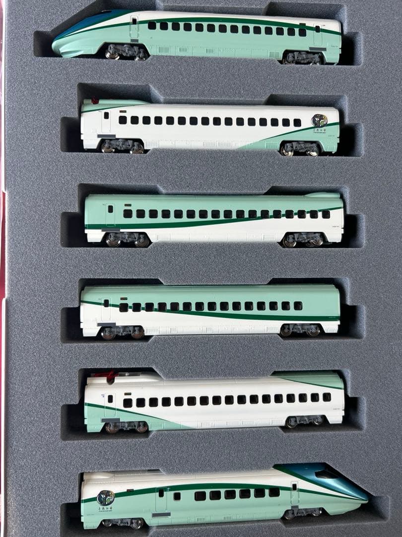 Nゲージ　KATO ラウンドハウス　10-937 E3系　とれいゆつばさ