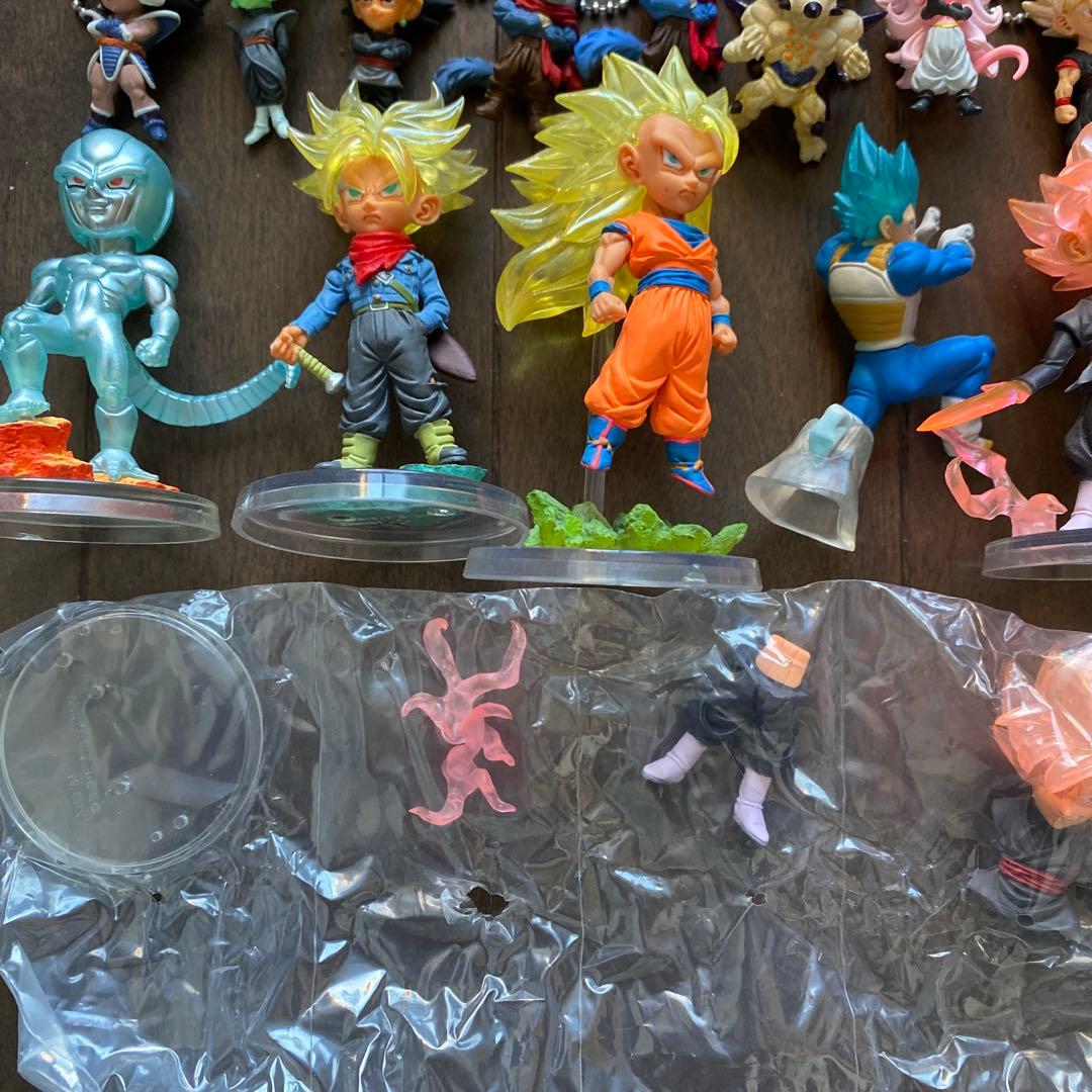 ドラゴンボール udmフィギュア キーホルダー hg ガチャ ストラップ