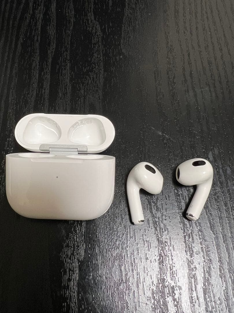 AirPods3本体 ホワイト 61df2M5+OnL.jpg_BO30,255,255,
