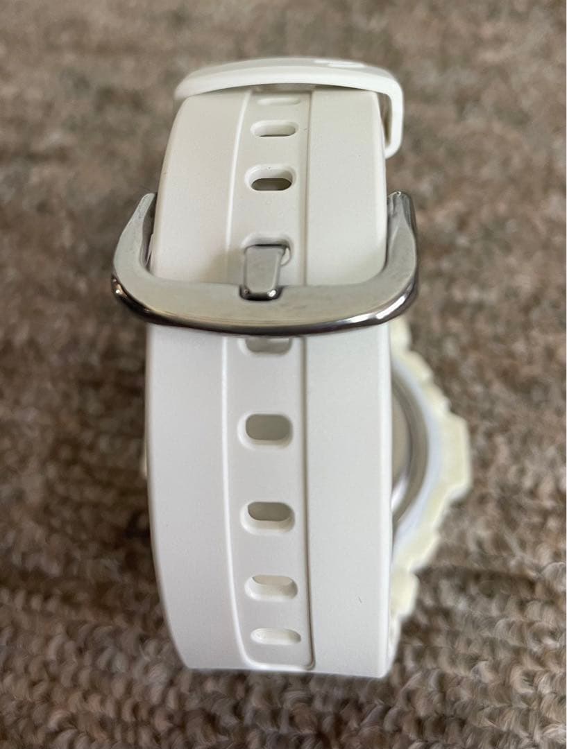 く*ん様 Baby-G ハローキティ×atmos 未使用品 電池切れ - メルカリ