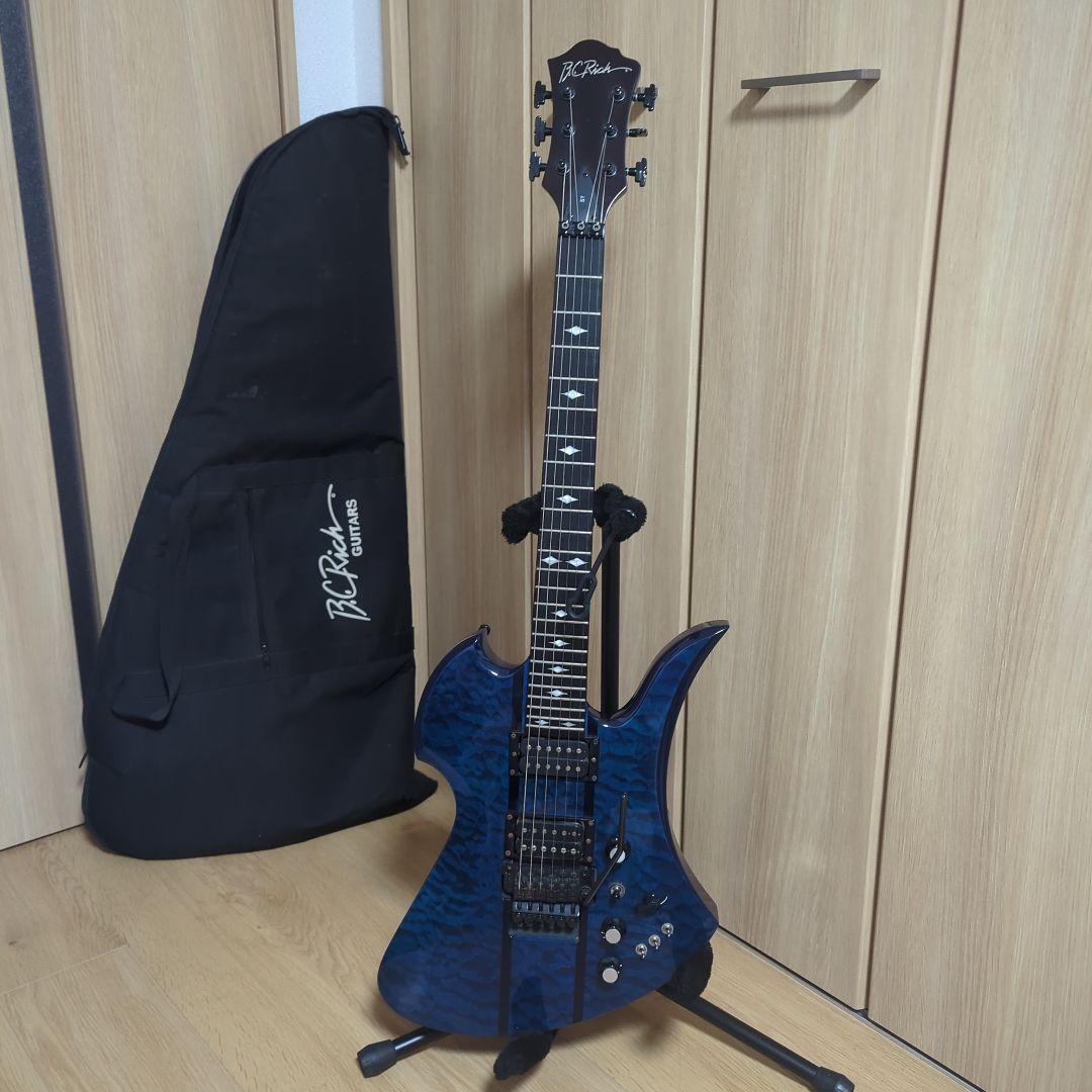 ギター B.C.Rich Mockingbird ST