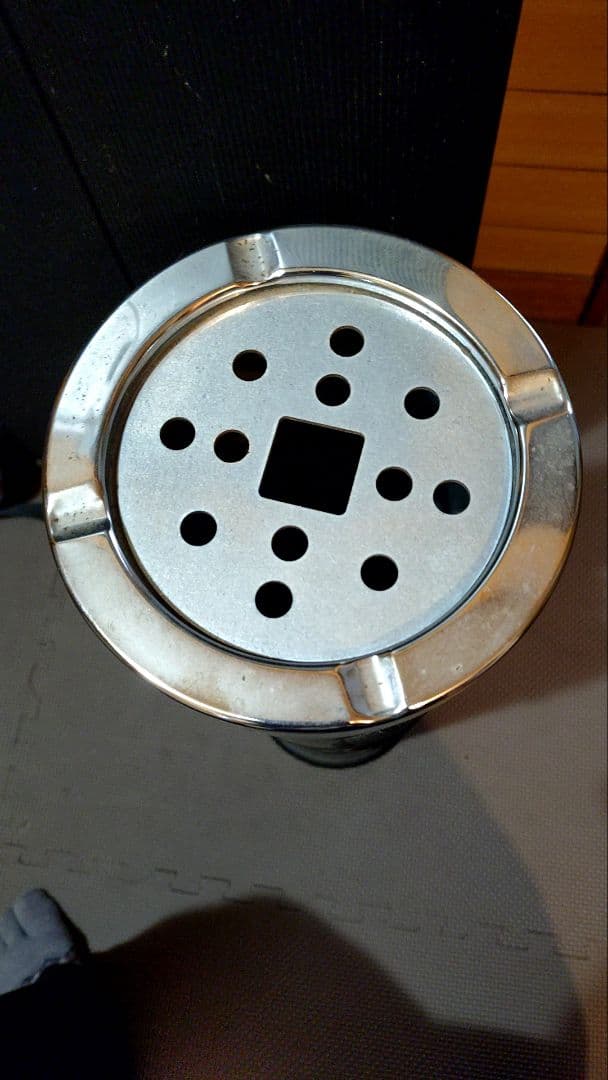 値下げ！訳あり美品☆E.YAZAWAスタンド式灰皿ロゴ入り