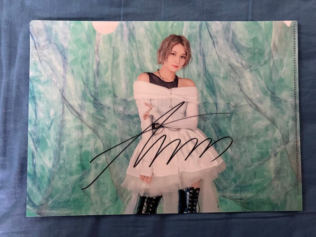 East Of Eden 直筆サイン入り クリアホルダー