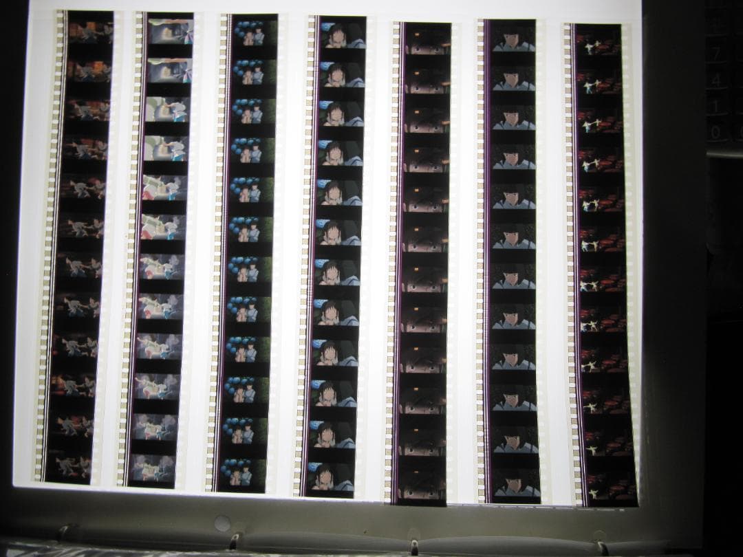 千と千尋の神隠し 35㎜フィルム12コマ×210枚合計2520コマ アルバム入