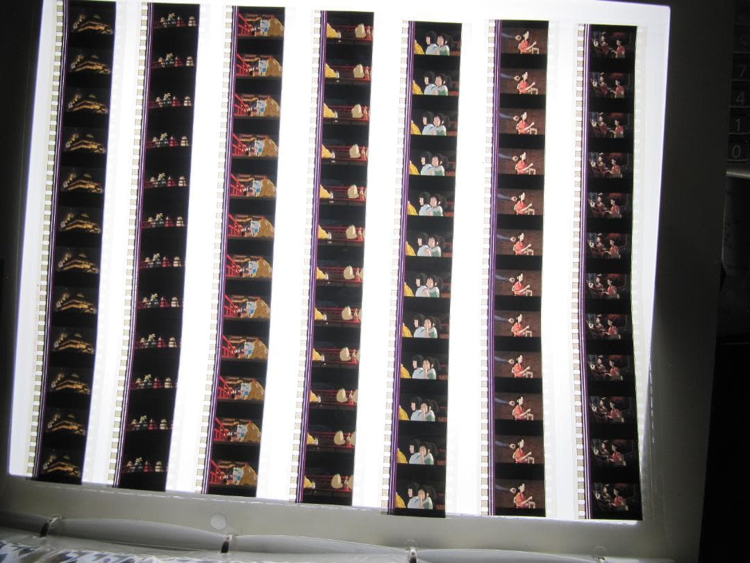 千と千尋の神隠し 35㎜フィルム12コマ×210枚合計2520コマ アルバム入
