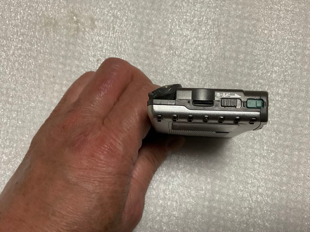 SONY／3BAND・TV／FM／AM ICF-R500V。DC:3V。単4×2 - メルカリ