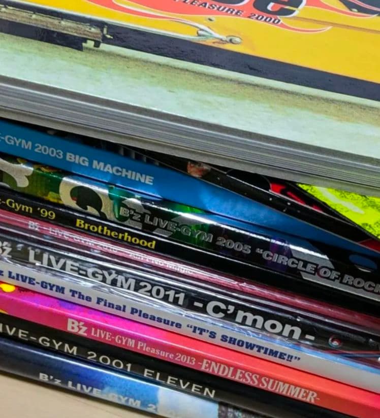 B'zツアーパンフレット　まとめ売り