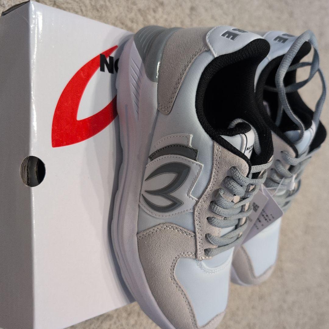 MASTER BUNNY エディション ゴルフシューズ 23.5cm