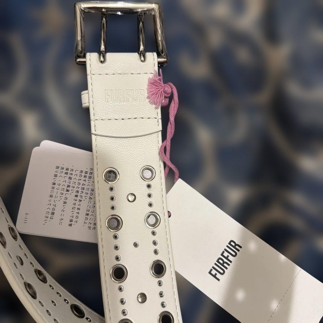 FURFUR スタッズ付きホワイトベルト - メルカリ