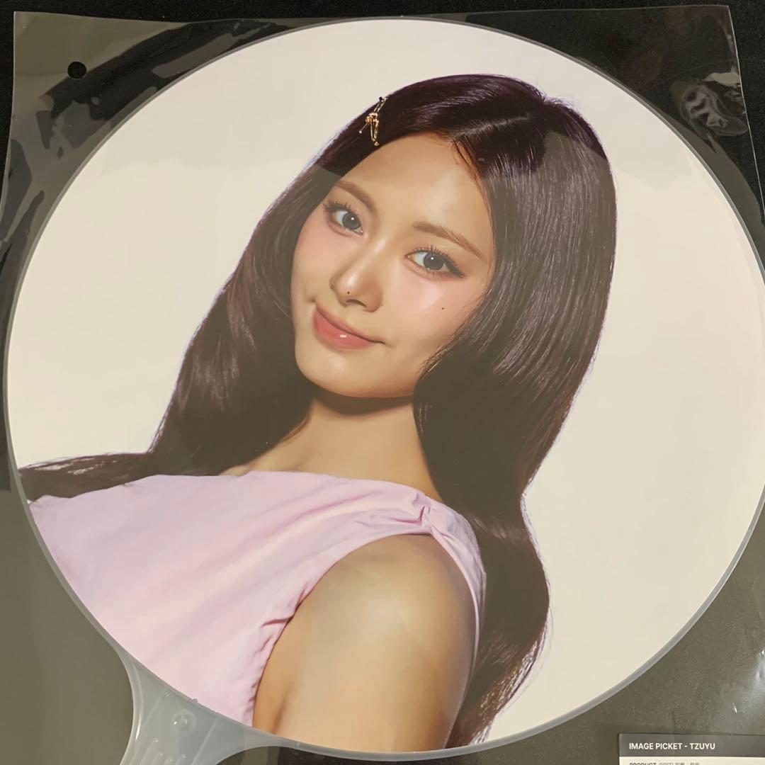 TWICE ツウィ THIS IS FOR ソウルコン うちわ 新品未開封 - メルカリ