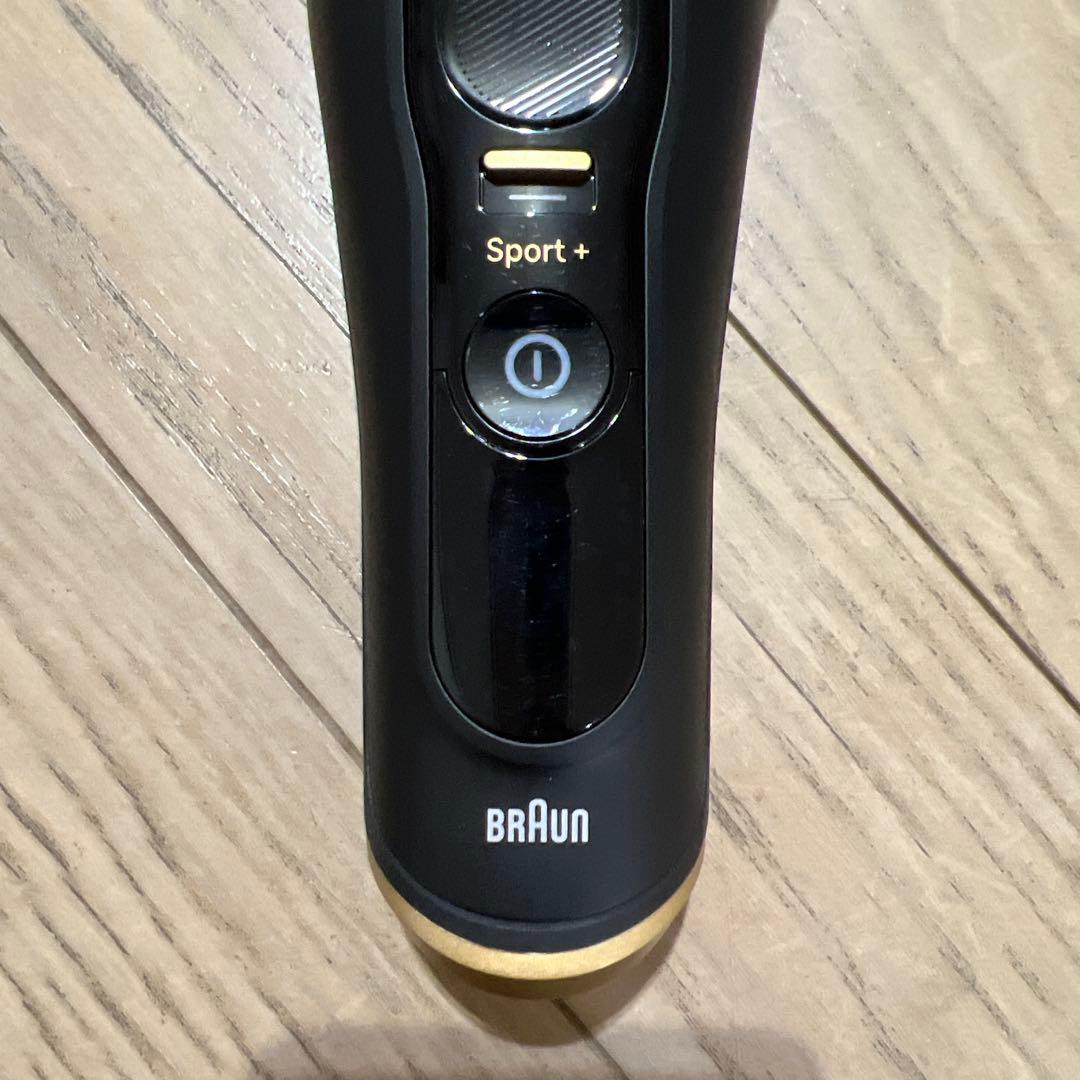 BRAUN Series9 sport+ 本体＆充電コード