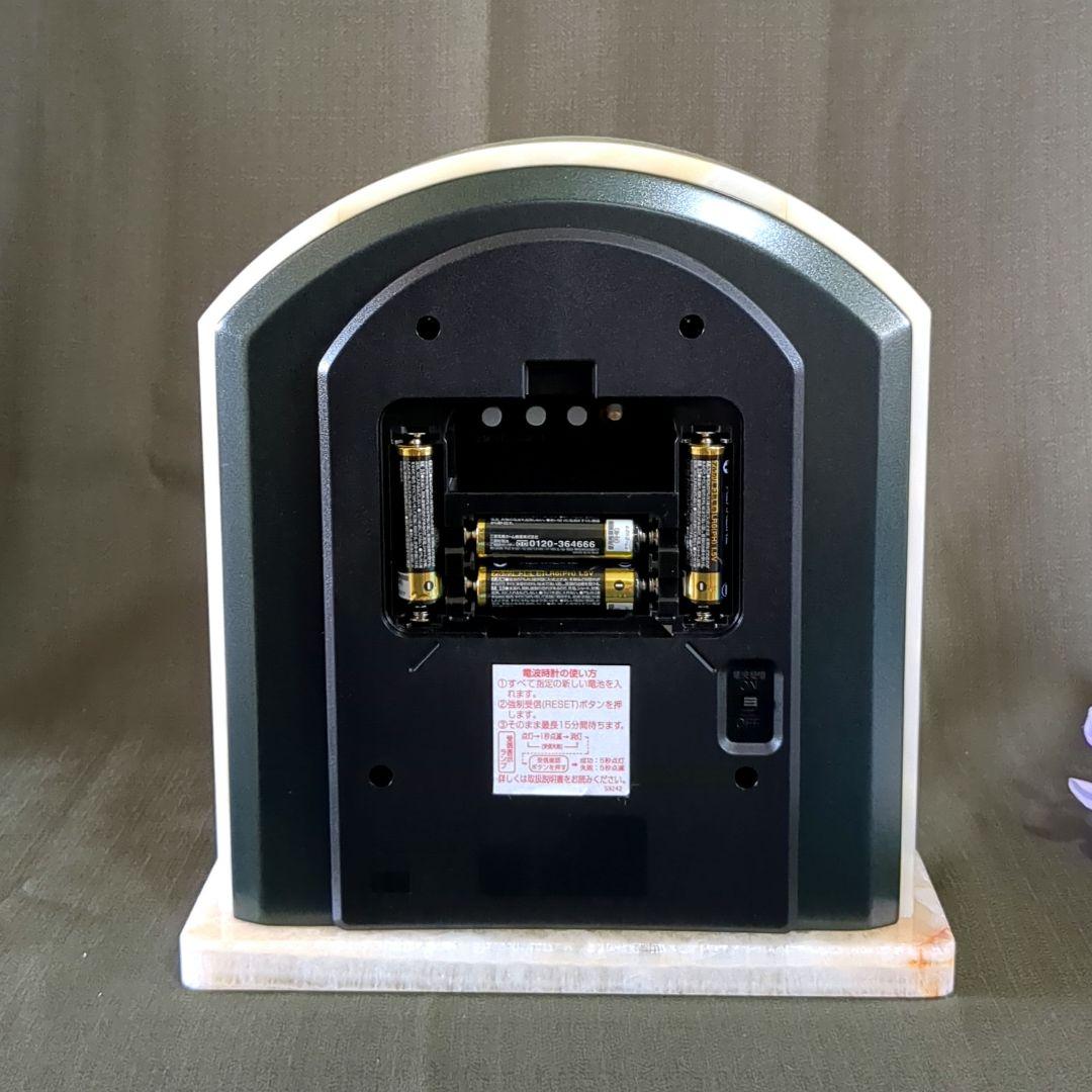 リズム時計 天然大理石 QUEEN ELIZABATH 2 電波時計 可動品❗️ - メルカリ