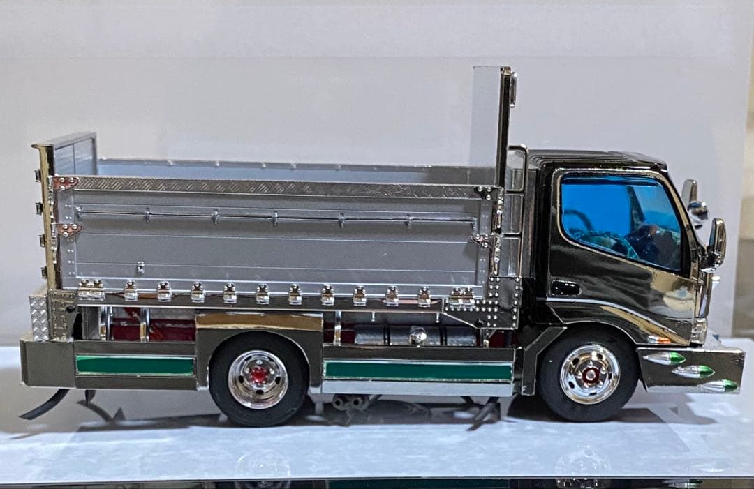 デコトラプラモデル