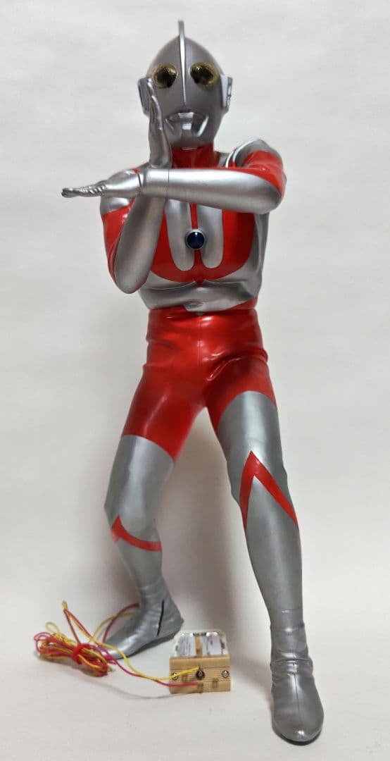ウルトラマン塗装済み完成品ソフビフィギュア ギミック有り