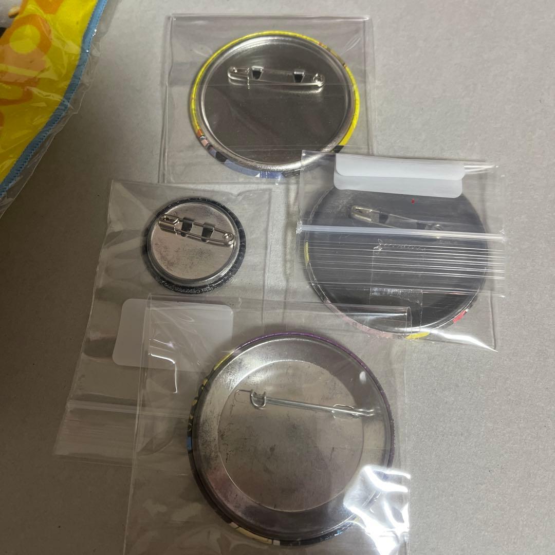 ペルソナ4 主人公 鳴上悠　缶バッジ　タオル