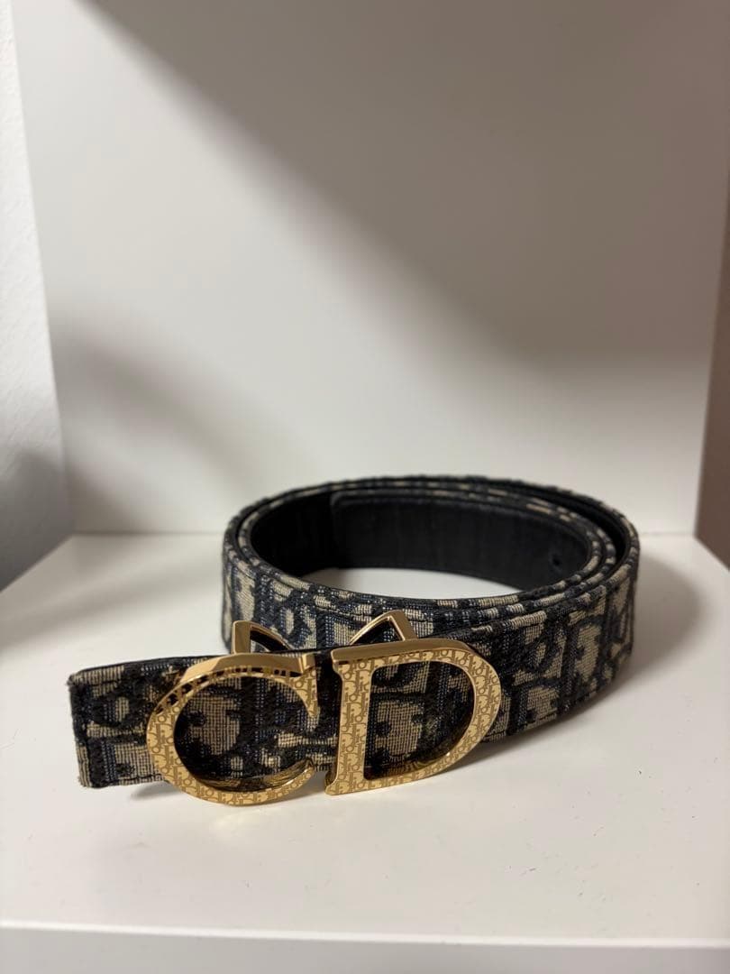 Dior モノグラムベルト CDロゴ付き 人気モデル - メルカリ