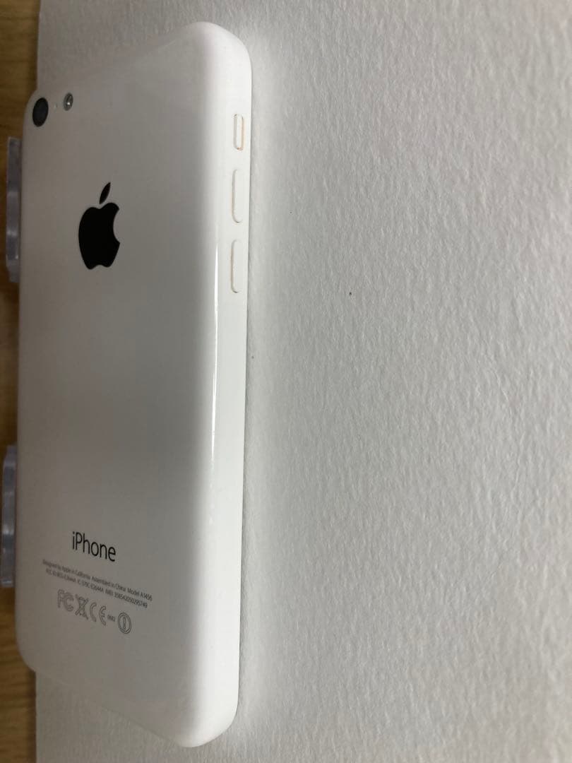 iPhone 5C 32GB au SIMロックあり 初期化済み - メルカリ