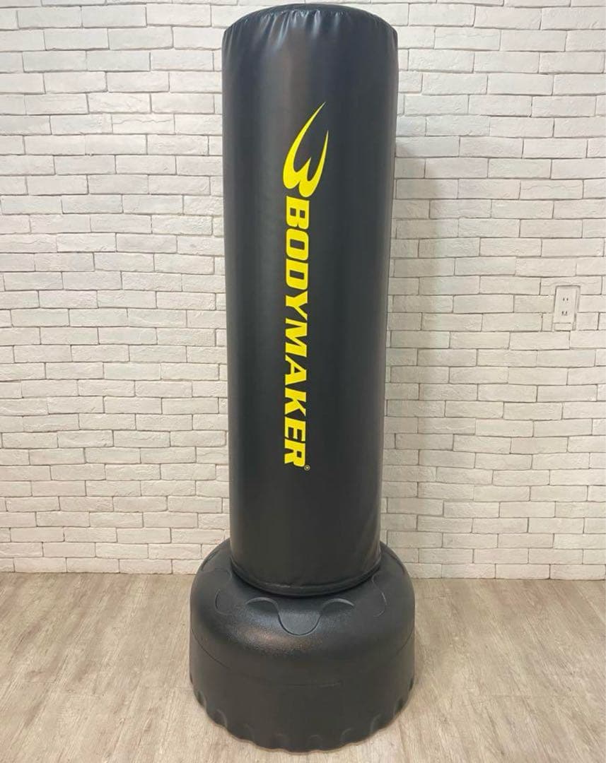 ①【GUCCI（即購入値下げ交渉歓迎）】bodymaker GUCCI（グッチ） ブランケット 660546 ZAG8K レディース メンズ GGロゴ