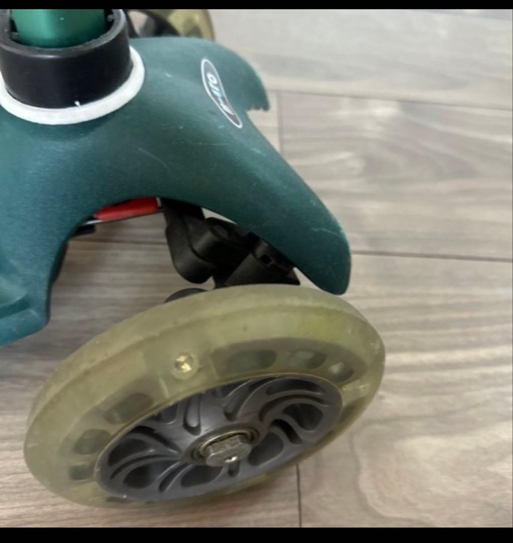 micro mini グリーンスケーター