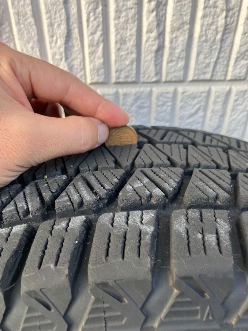 ブリヂストン ブリザック　DM-V3 215/70/R16 4本セット