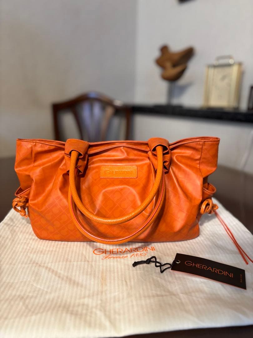 ゲラルディーニ ソフティ トートバッグ オレンジ 総柄 - メルカリ