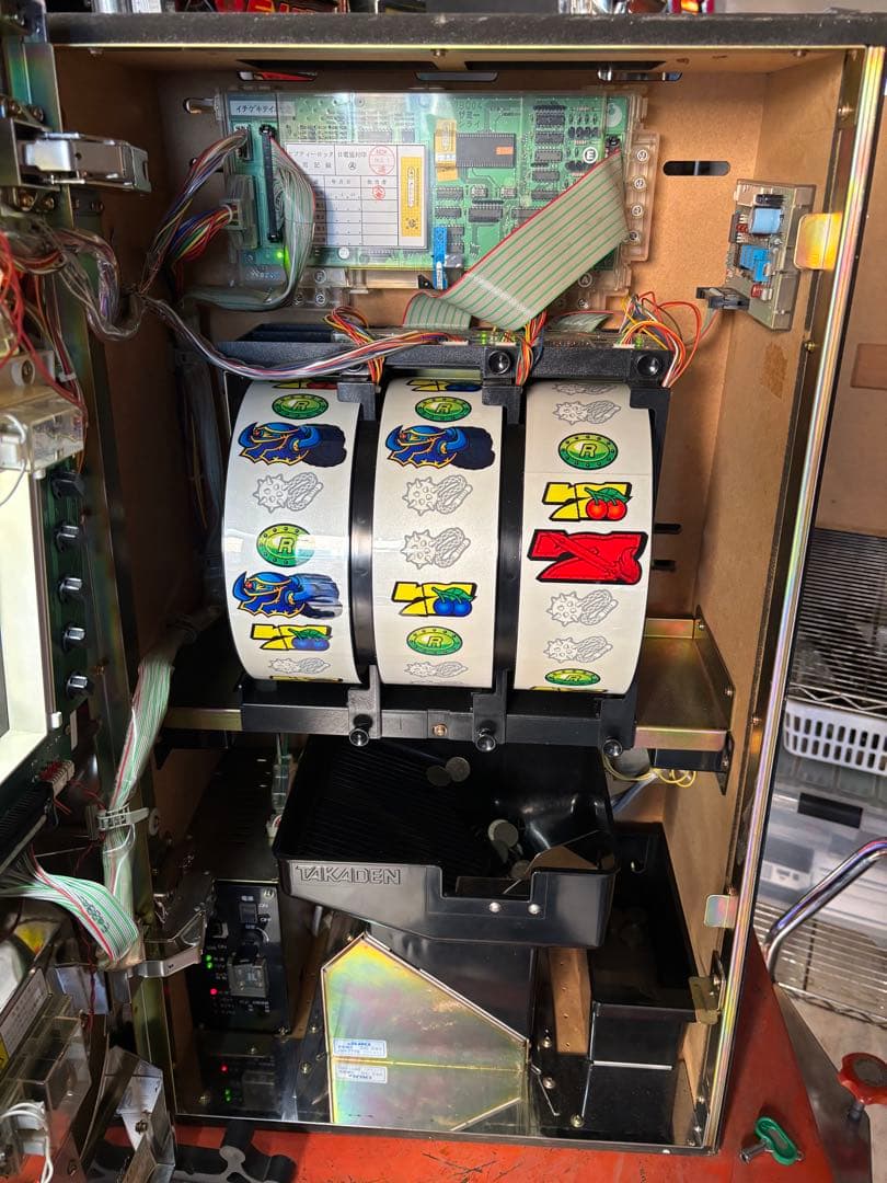 パチスロ　4号機 Sammy 一撃帝王