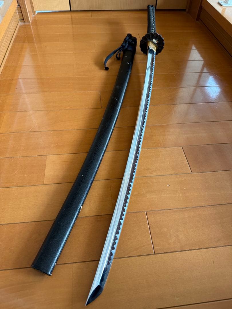 高級 模造刀 本物のハバキと鍔 居合刀 模擬刀 日本刀 太刀 美術刀剣 コスプレ 楽天市場】模造刀 戦国武将 徳川拵え 葵鍔 コスプレのグッズとしても