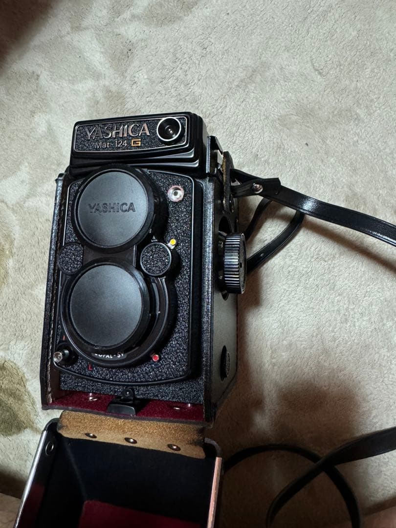 ozu　YASHICA Mat-124G Yashica Mat-124G Review (2026 Update): Specs, Image Quality, Pros/Cons