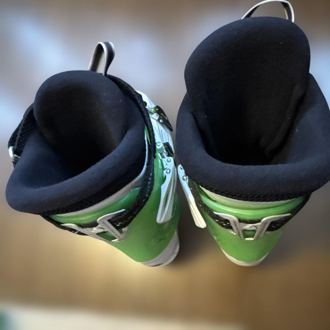 ROSSIGNOL スキーブーツ EVO 70 28.5cm 軽量・幅広