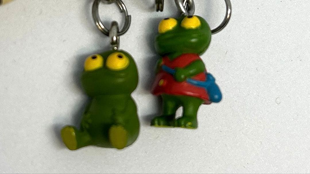 バムとケロ ストラップ - メルカリ