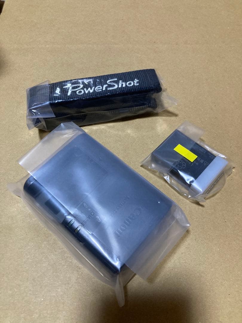 新品展示品】Canon PowerShot SX70HS 本体 付属品あり