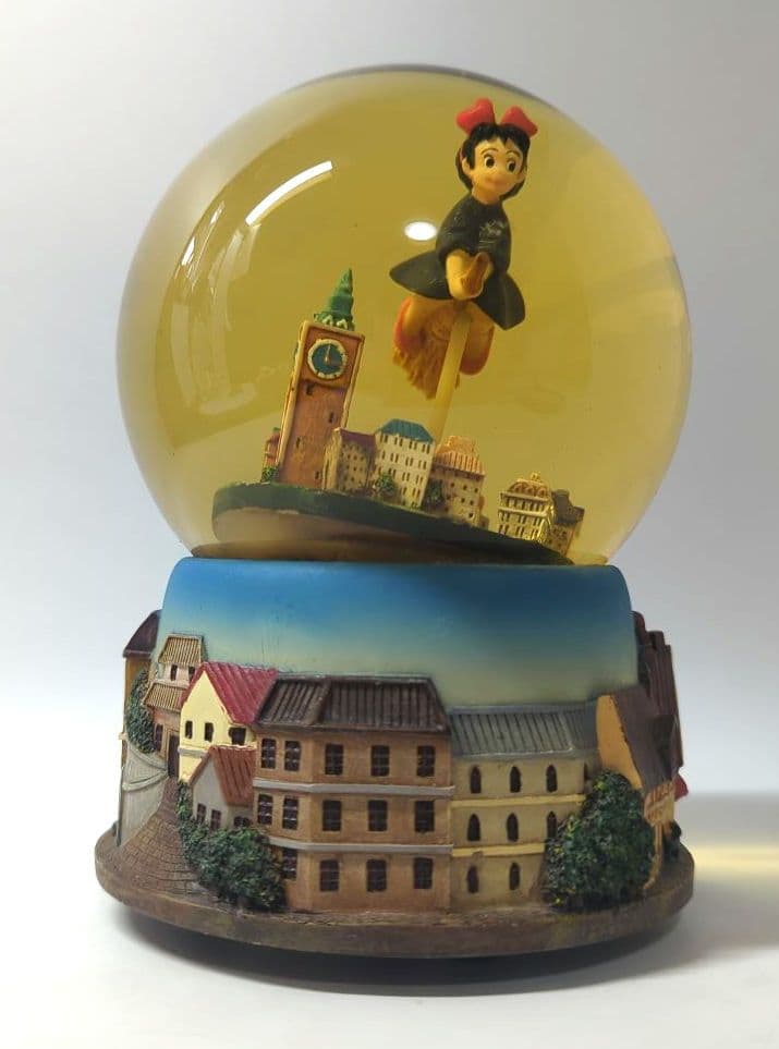 魔女の宅急便　ウォーターボール　スノードーム　キキ　コリコの街並み