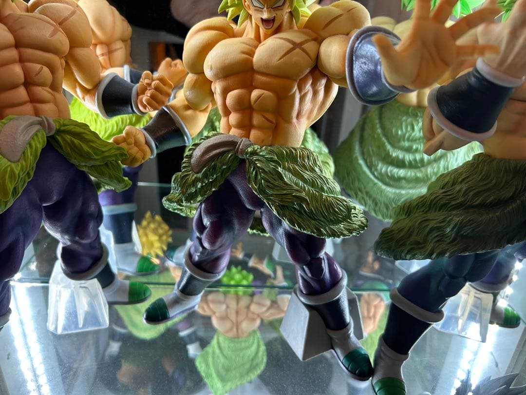 ブロリー フィギュア 約18cm 3体　１体ラメ入の 腰巻きあり！箱無　交渉あり