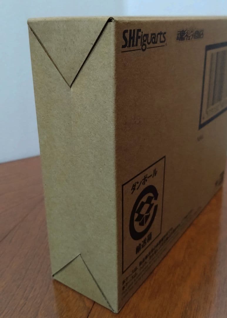 輸送箱未開封伝票跡無 S.H.Figuarts ネイル