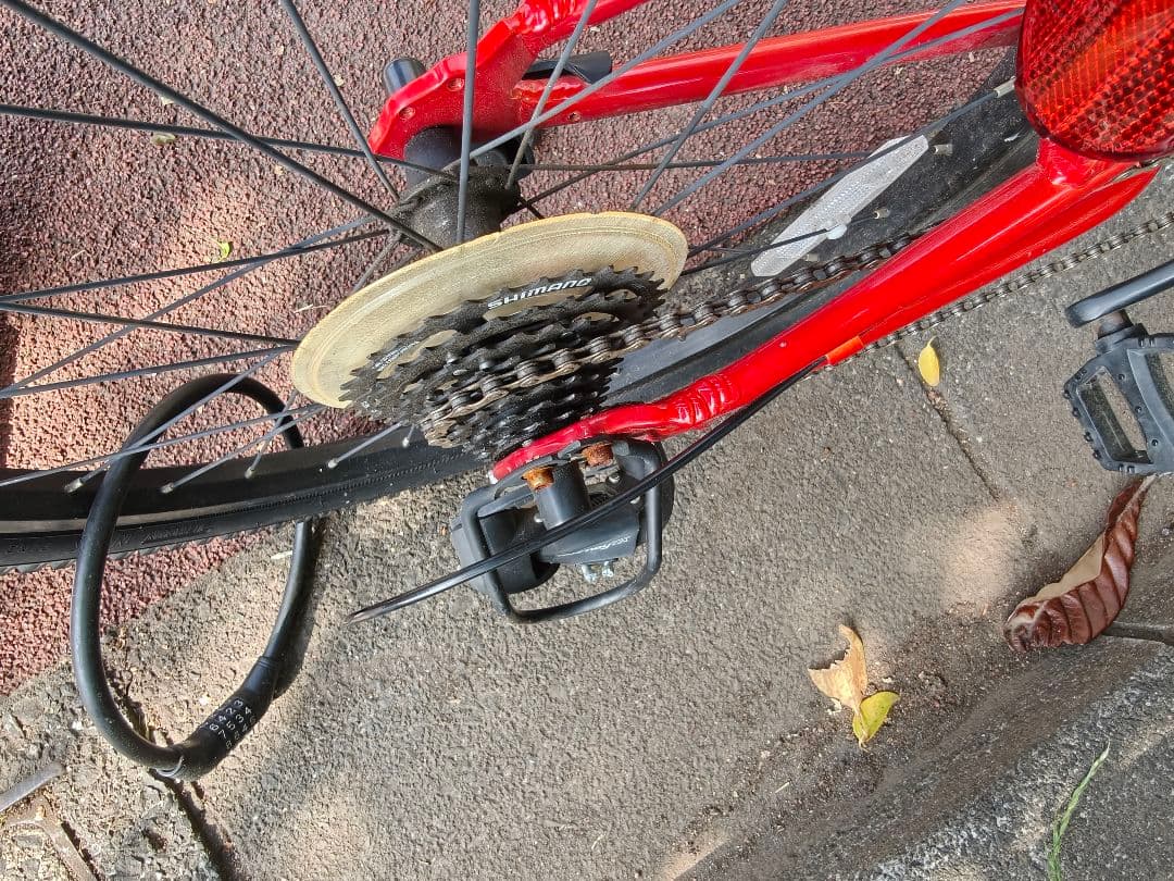 ちか様商談中 都内近郊配送及び、直接受渡し限定 ヨツバサイクル